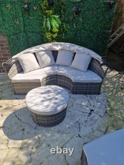 Rattan Daybed & Table Garden Furniture Outdoor Patio Lounger Bed Sofa Canopy Set
