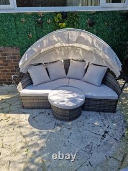 Rattan Daybed & Table Garden Furniture Outdoor Patio Lounger Bed Sofa Canopy Set