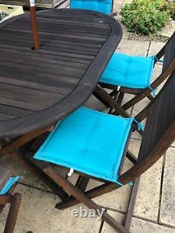 Wooden Table / 6 Chairs / Umbrella & Stand Garden Furniture Patio Set (yeovil)